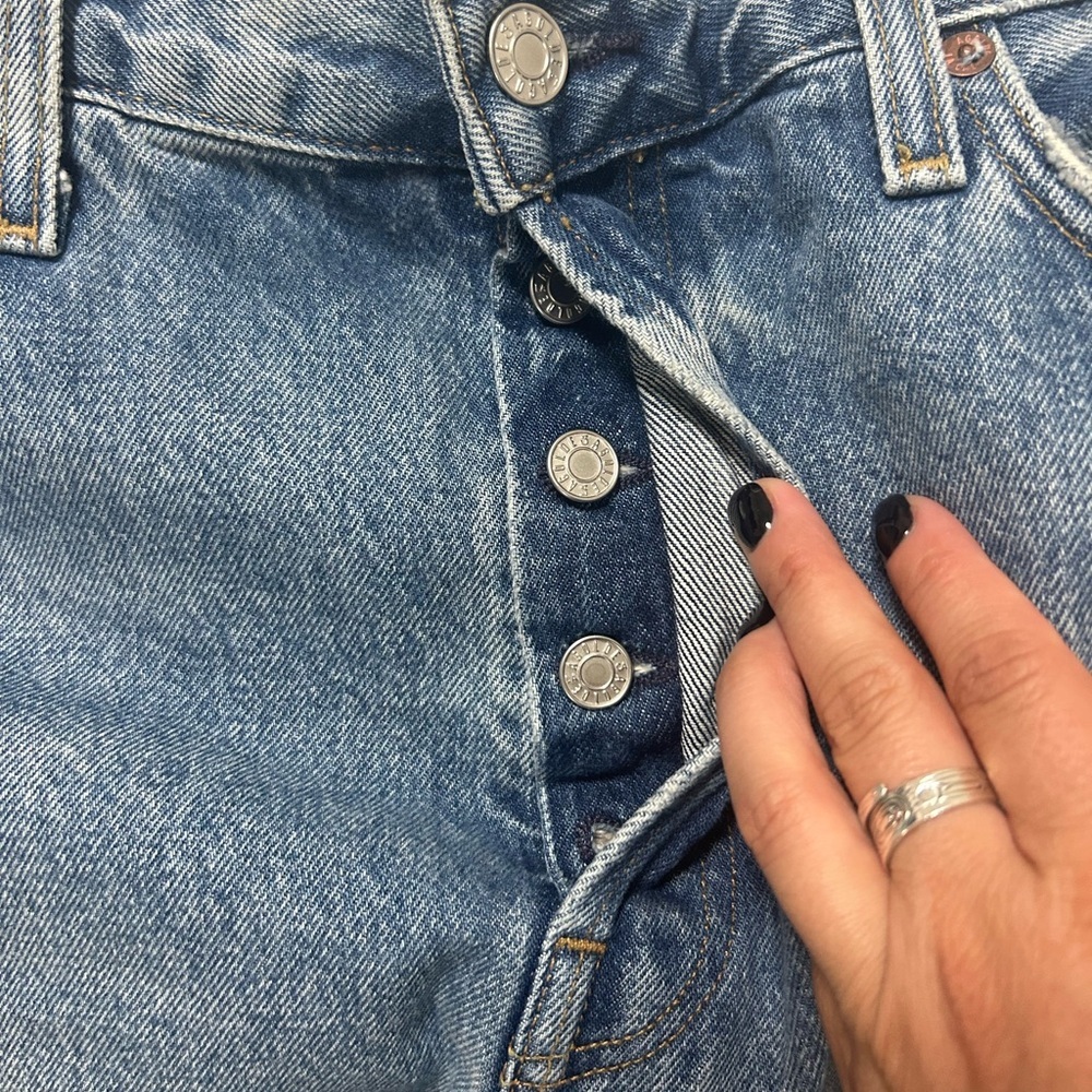 AGOLDE Parker Denim Cutoff Shorts Size 31 NWT High Rise Button Fly Distressed - Picture 4 of 8